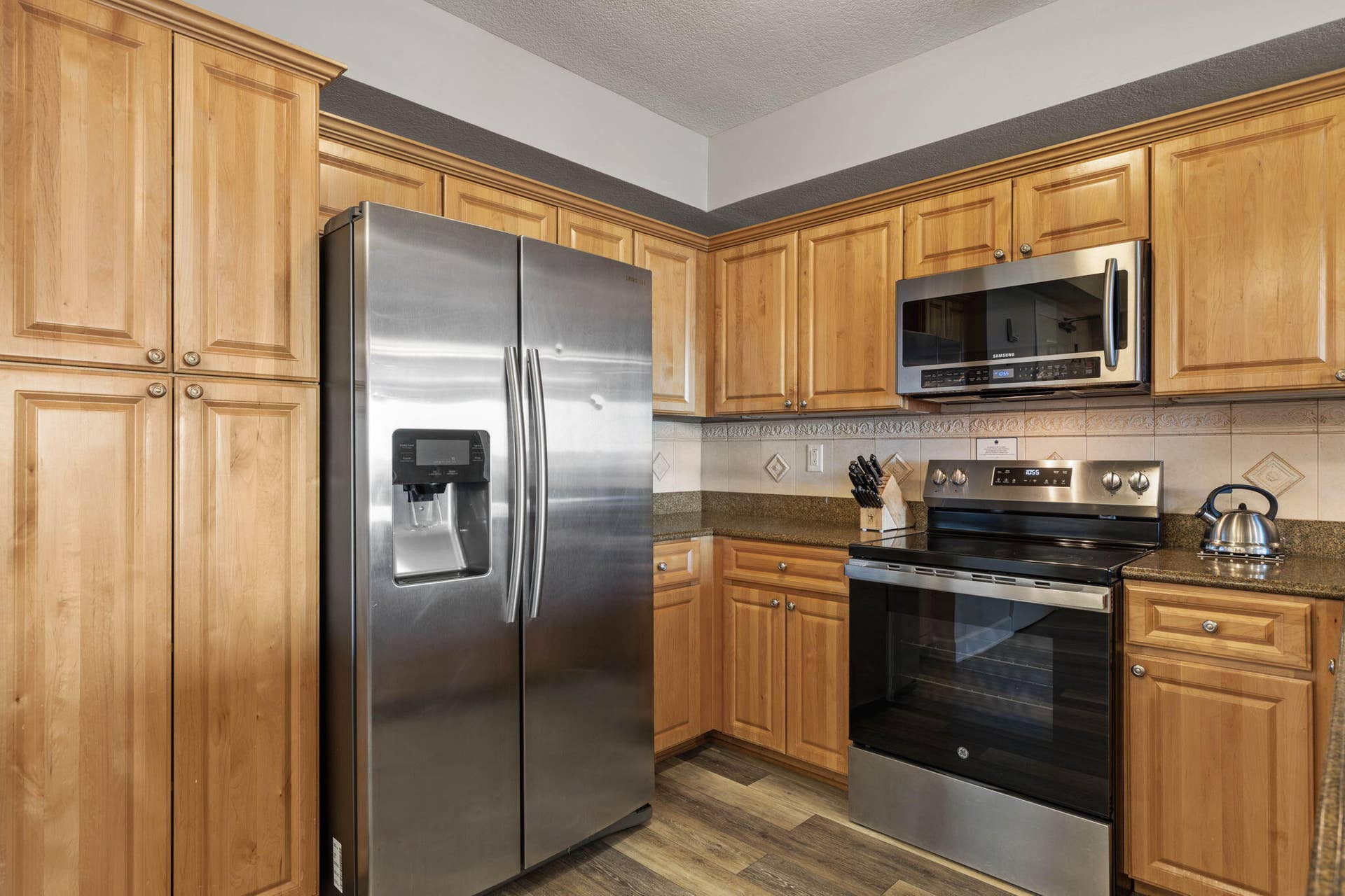 200 Ocean Crest Drive, #617, Palm Coast, FL 32137 21-web-or-mls-200 Ocean Crest Dr #617-21