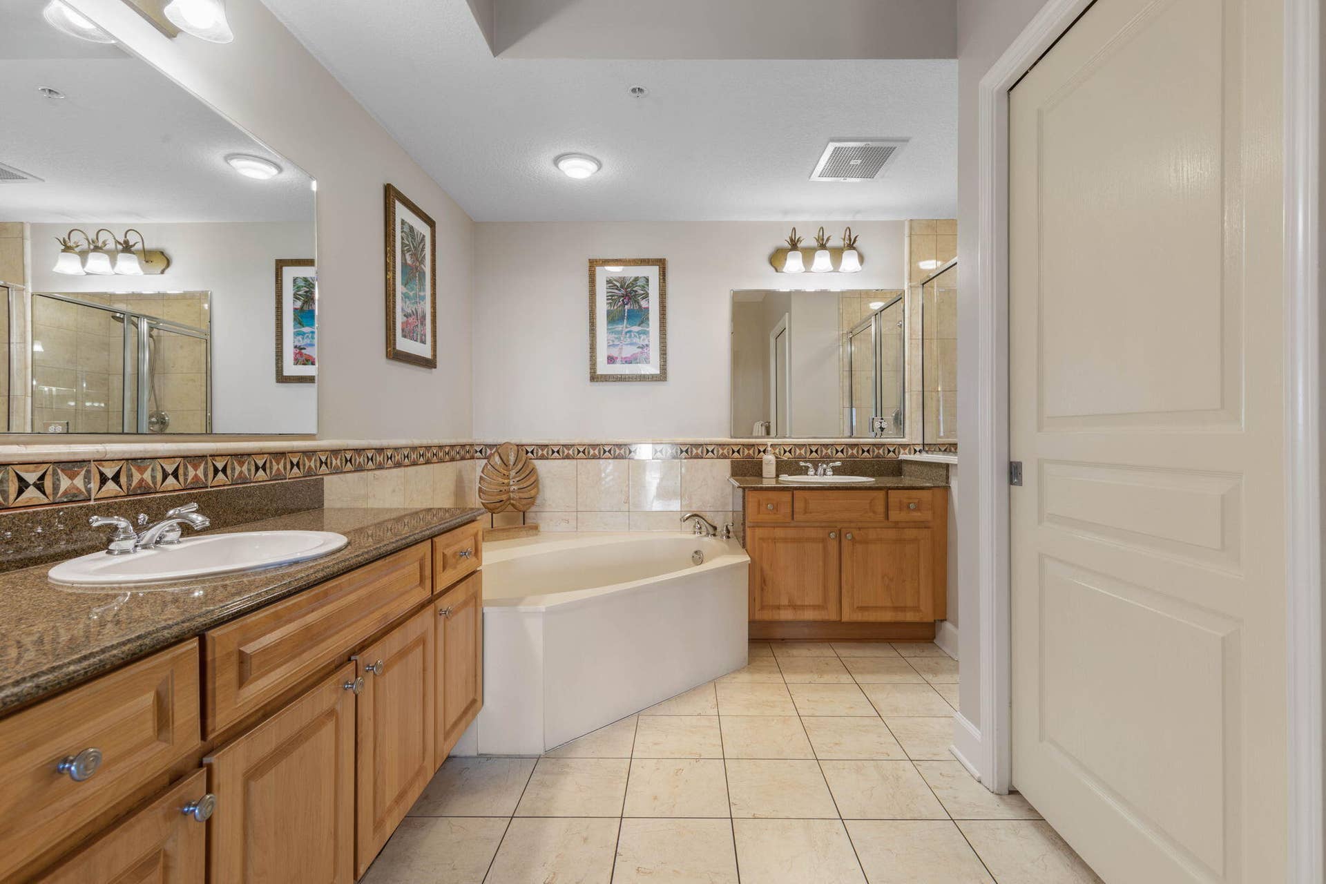 200 Ocean Crest Drive, #617, Palm Coast, FL 32137 26-web-or-mls-200 Ocean Crest Dr #617-26