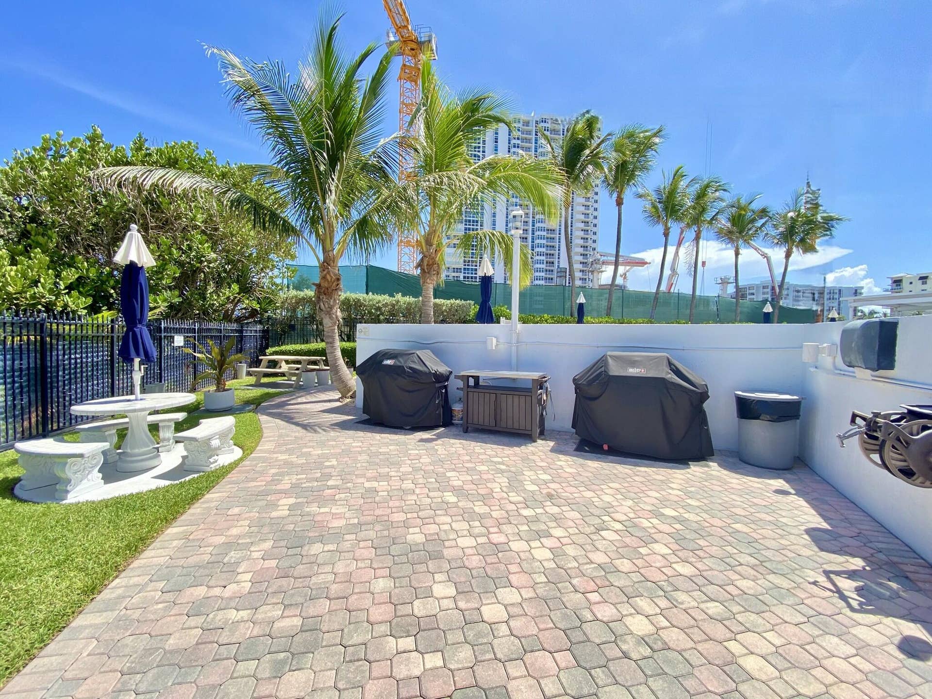 1340 S Ocean Boulevard, #2403 PH3, Pompano Beach, Pompano Beach, FL 33062 o bbq-1-the-claridge-pompano-beach-nieve
