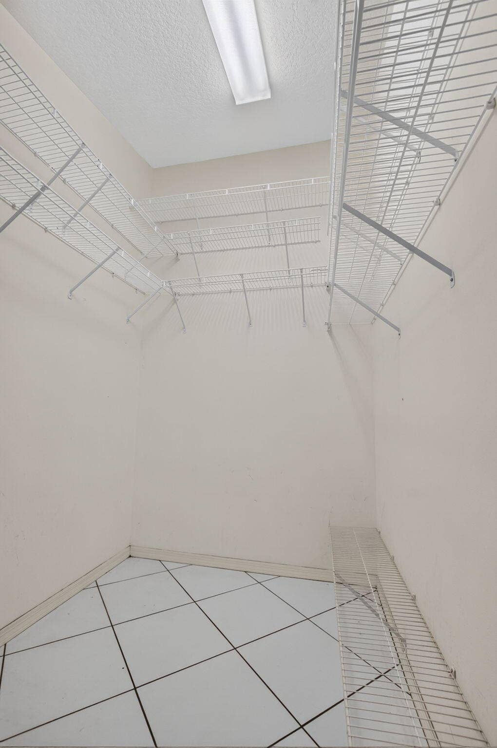 6517 Vía Trento, Delray Beach, FL 33446 29-web-or-mls-DSC_5461