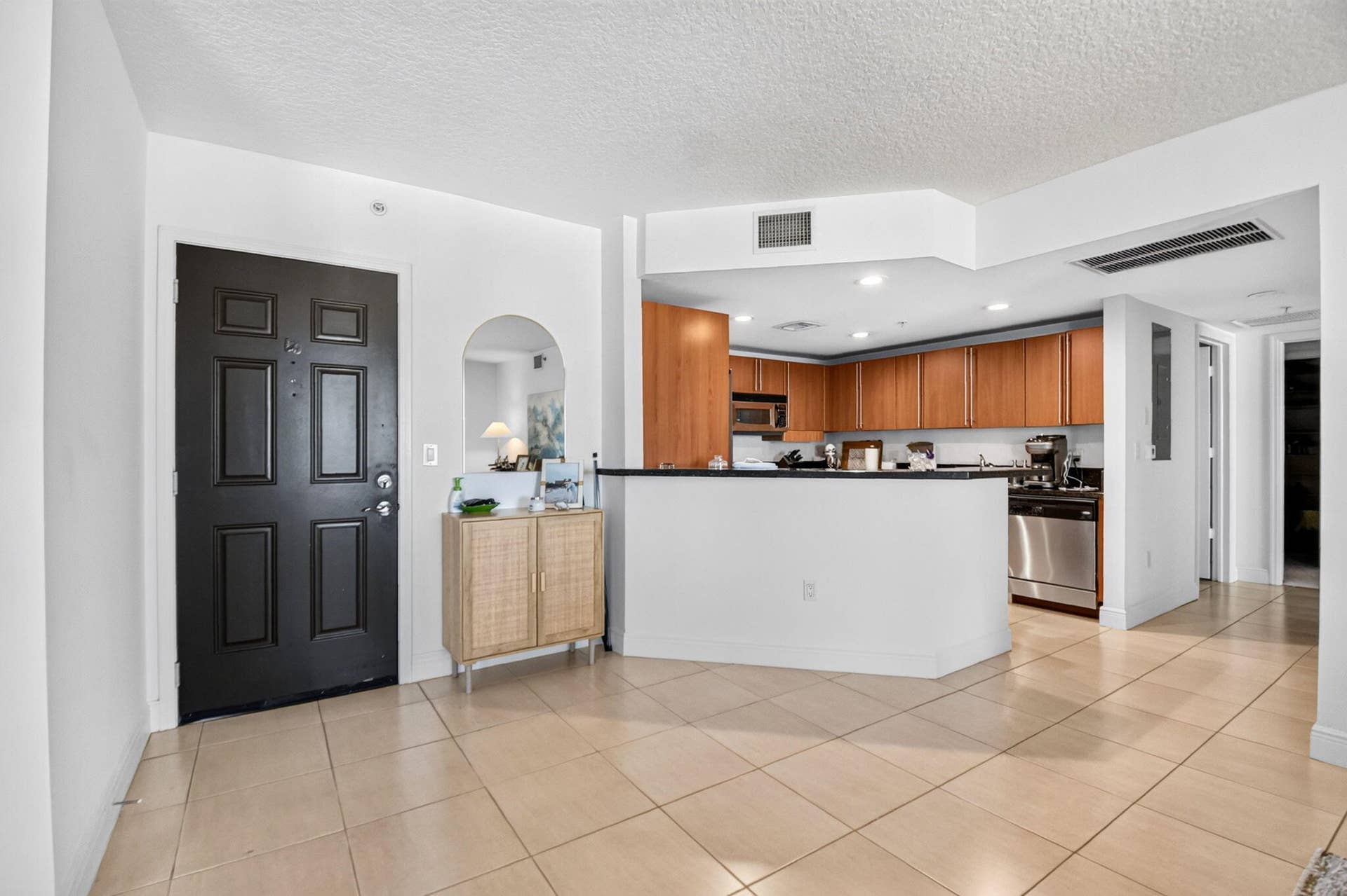 610 Clematis Street, #700, West Palm Beach, FL 33401 5-web-or-mls-DSC_5682