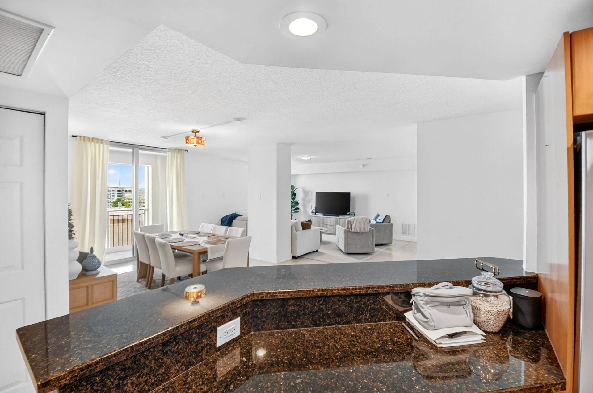 610 Clematis Street, #700, West Palm Beach, FL 33401 14-web-or-mls-DSC_5727