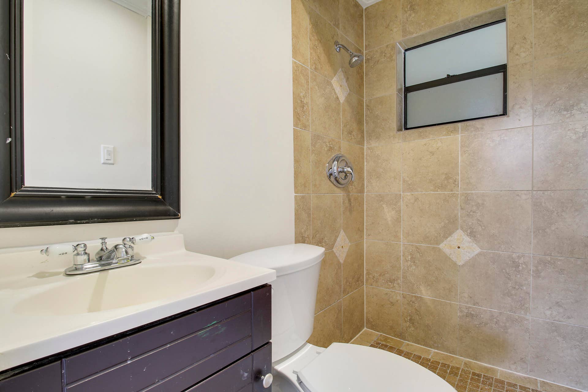 4227 CRESTDALE Street, Palm Beach Gardens, FL 33410 Suite 2