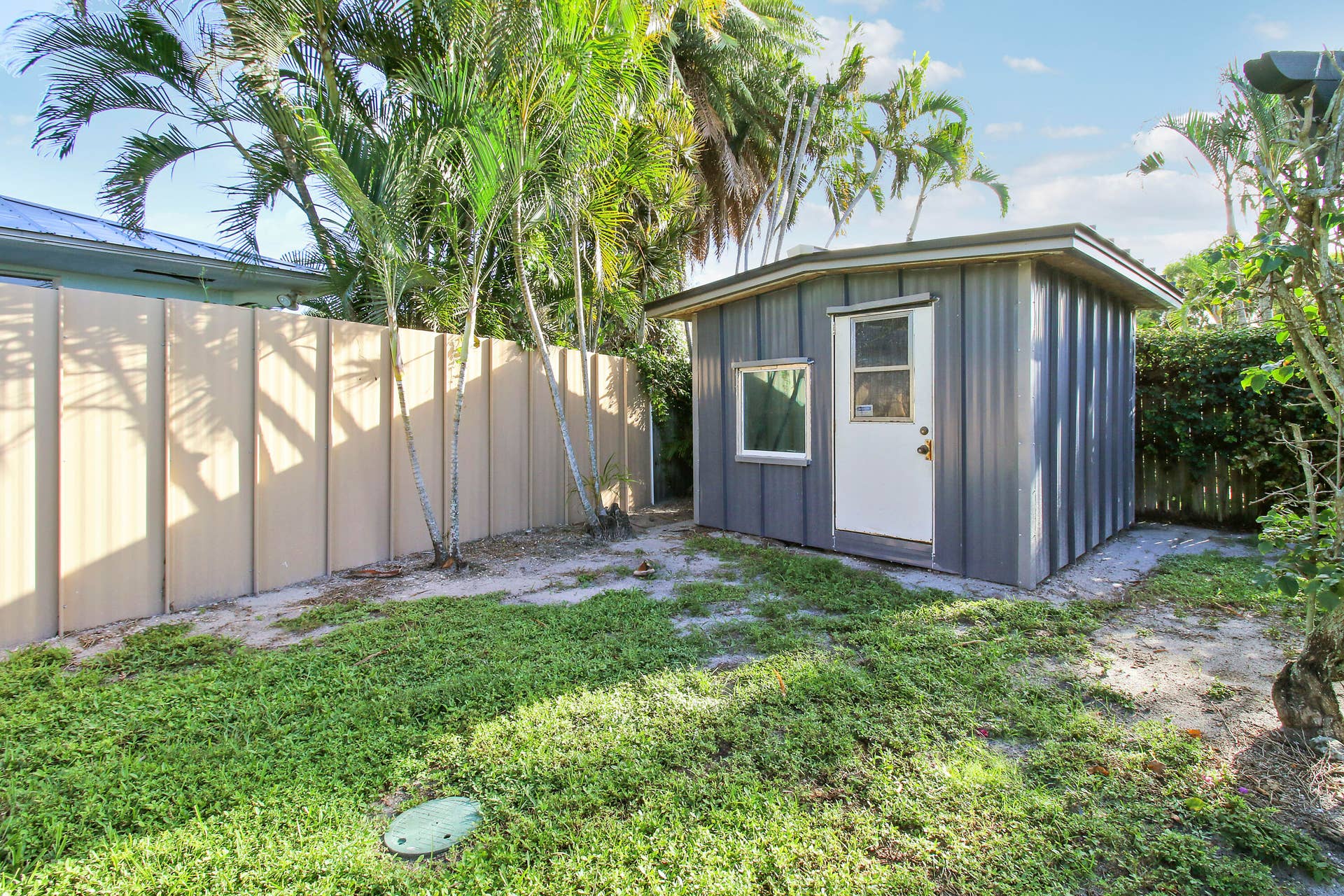 4227 CRESTDALE Street, Palm Beach Gardens, FL 33410 Backyard