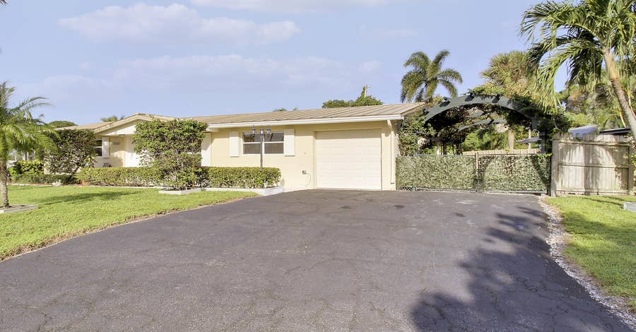 Property photo for 4227 CRESTDALE Street, Palm Beach Gardens, FL