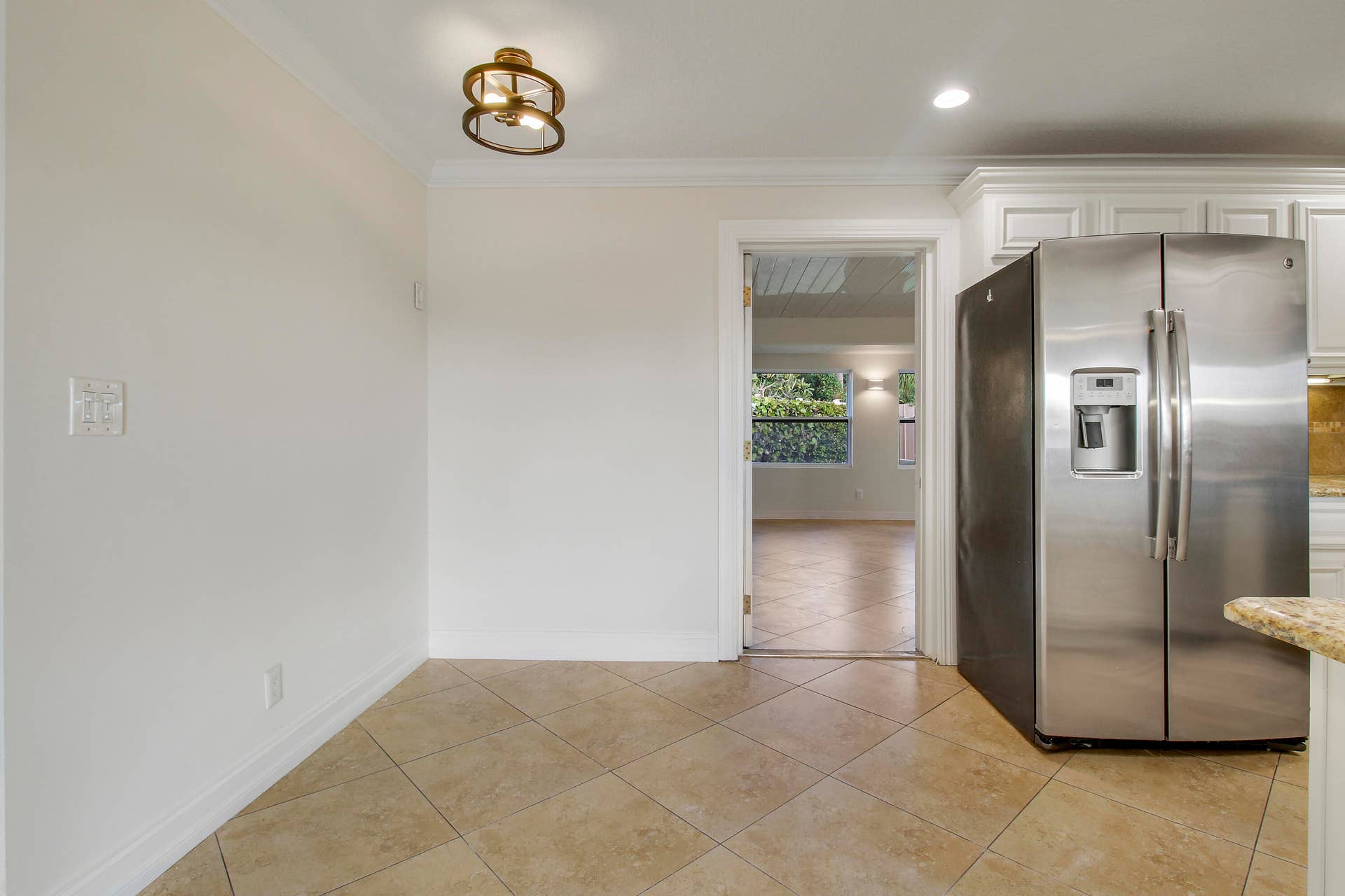 4227 CRESTDALE Street, Palm Beach Gardens, FL 33410 Dining Room / Kitchen