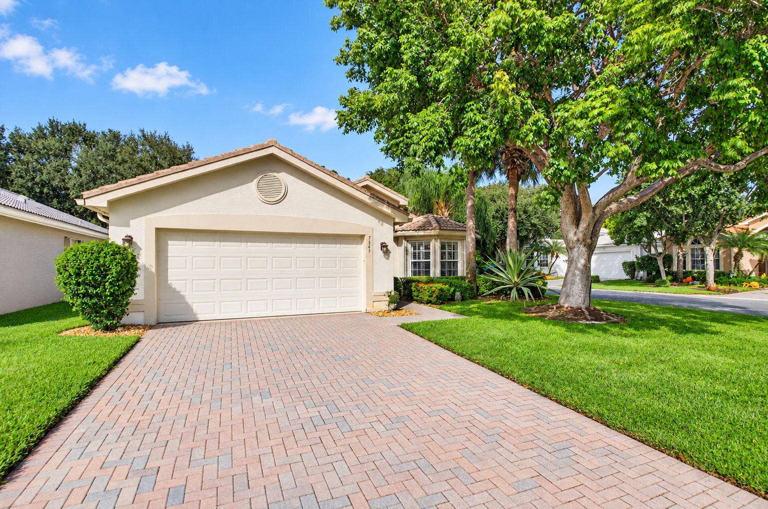 7543 Pebble Shores Terrace, Lake Worth, FL 33467 2-web-or-mls-DSC_3050_enhanced