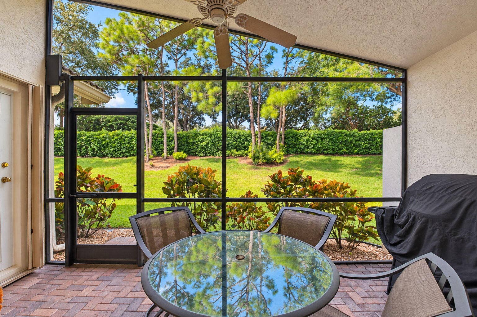 7543 Pebble Shores Terrace, Lake Worth, FL 33467 34-web-or-mls-DSC_3229_enhanced