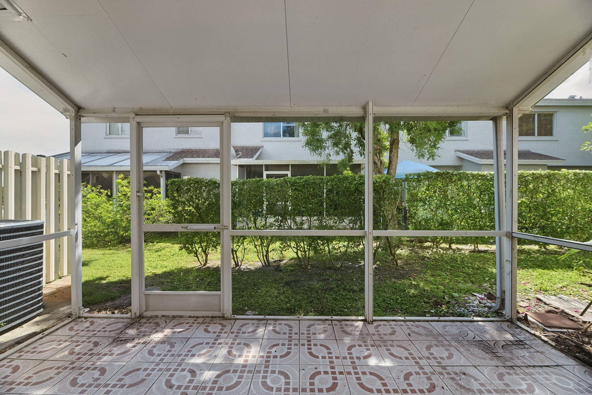 4728 SW 13TH Place, Deerfield Beach, FL 33442 025