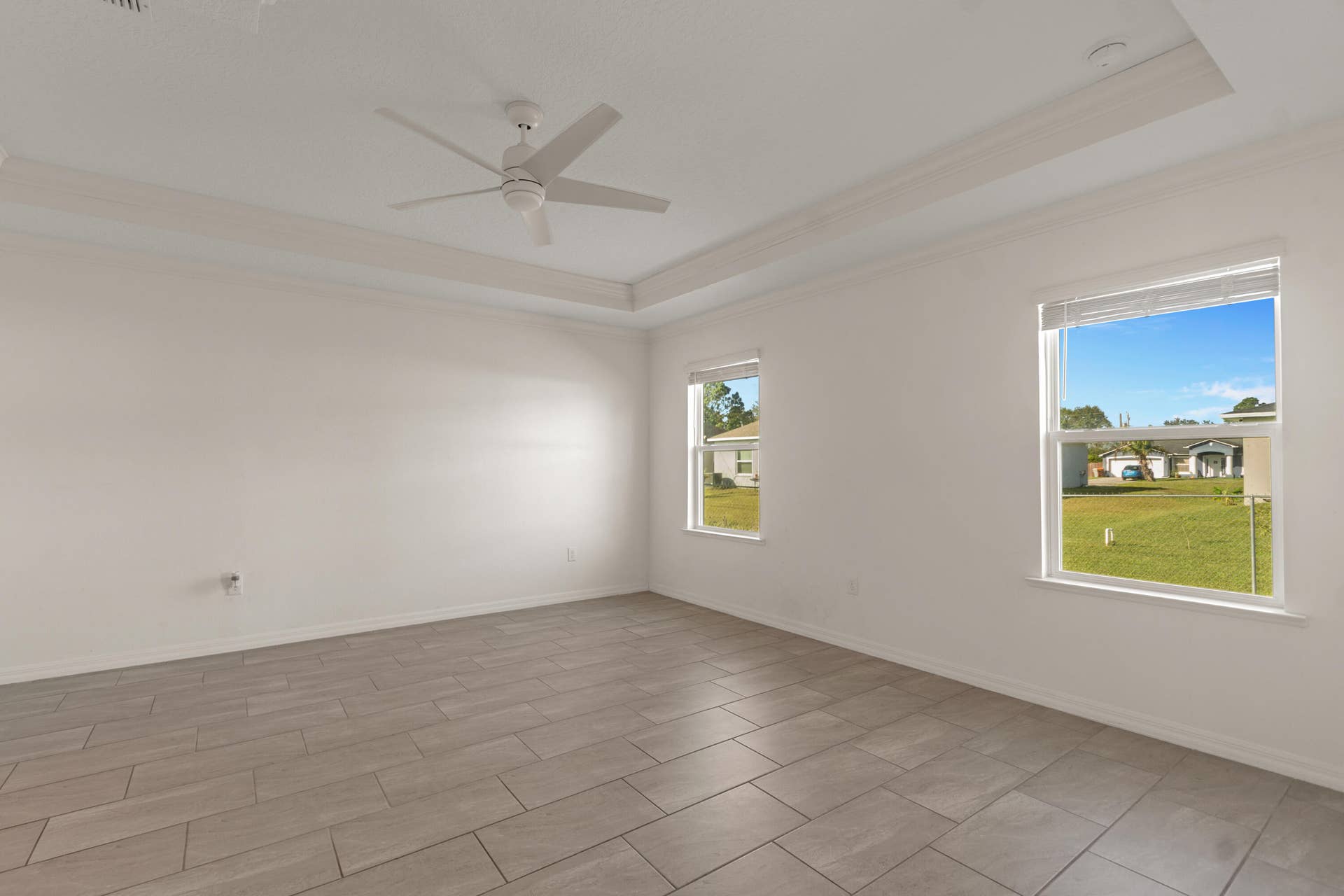 8055 102nd Avenue, Vero Beach, FL 32967 Primary