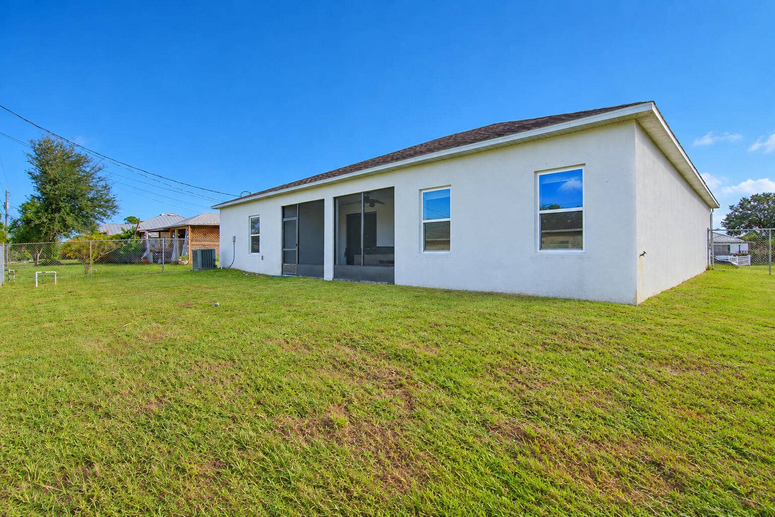 8055 102nd Avenue, Vero Beach, FL 32967 Backyard