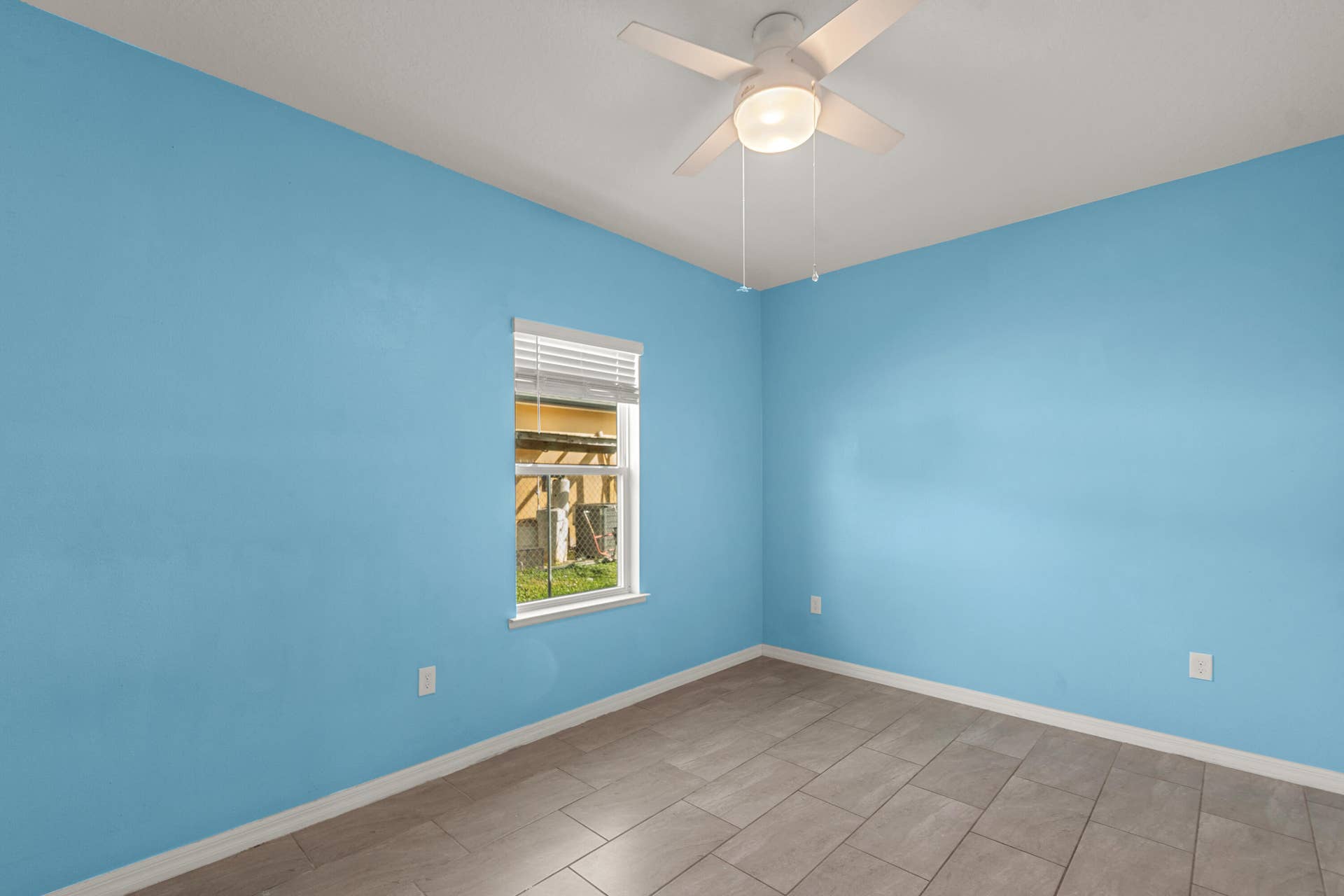 8055 102nd Avenue, Vero Beach, FL 32967 Bedroom 4