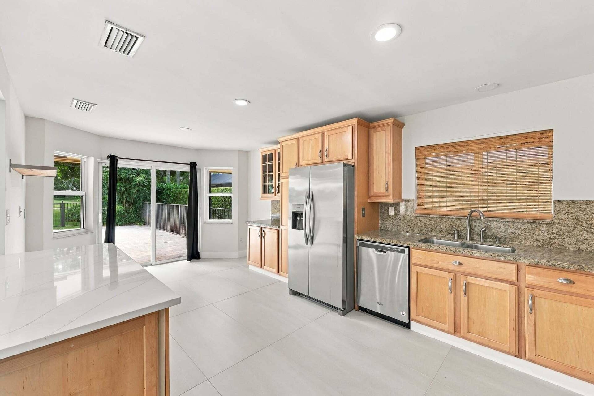 10134 Boca Woods Lane, Boca Raton, FL 33428 21-453A8305