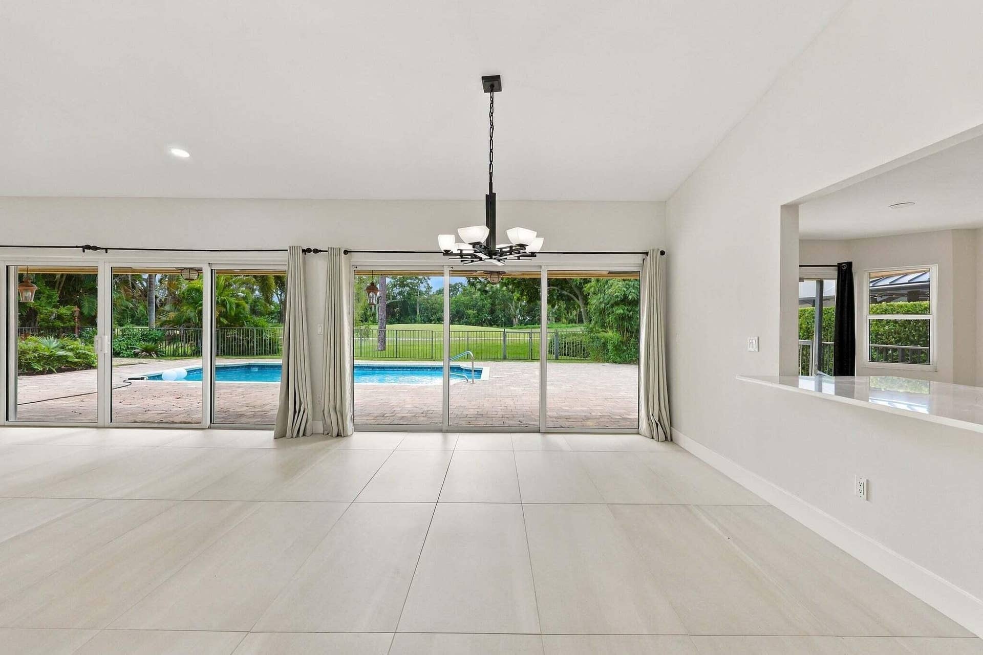 10134 Boca Woods Lane, Boca Raton, FL 33428 19-453A8296