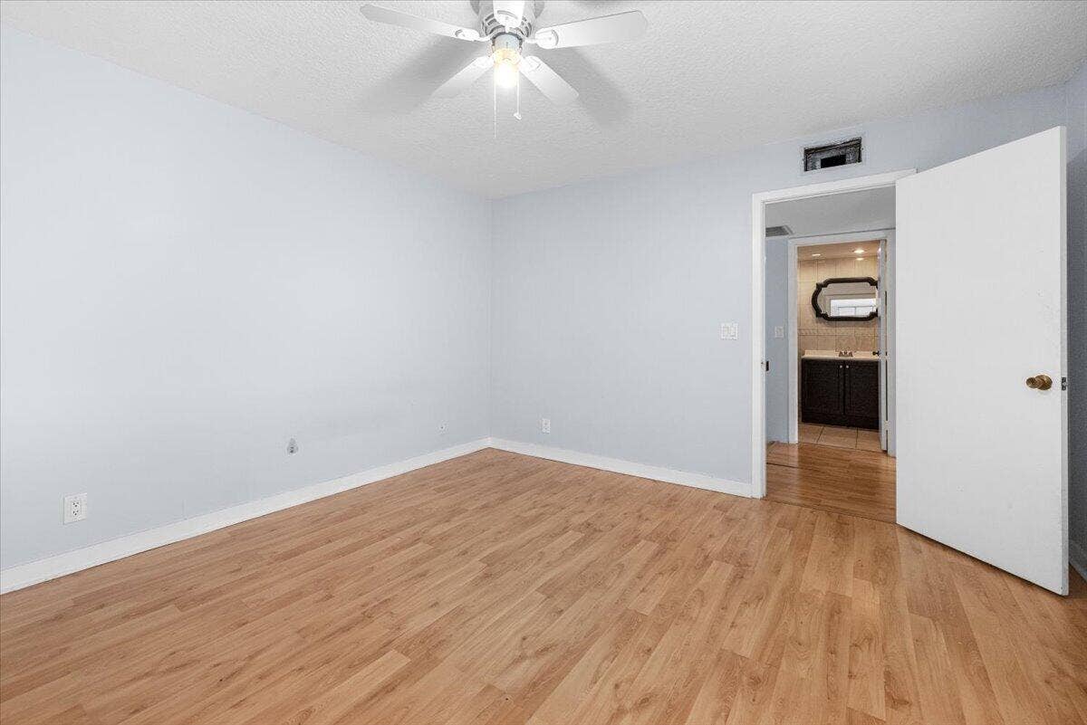 03-10608 180th Pl S 152 -6726