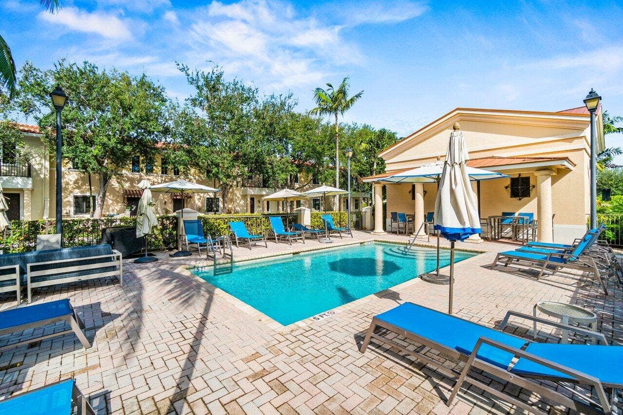 2611 VENETIAN Drive, Boynton Beach, FL 33426 Blue skies and warm vibes...all year round
