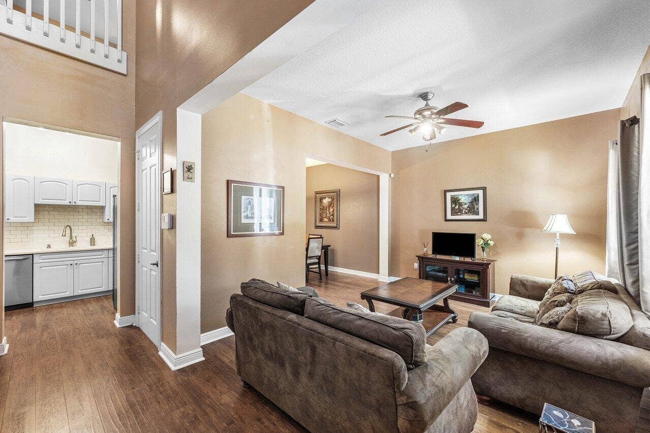 2611 VENETIAN Drive, Boynton Beach, FL 33426 Convenient 1st floor powder bath on the hall...