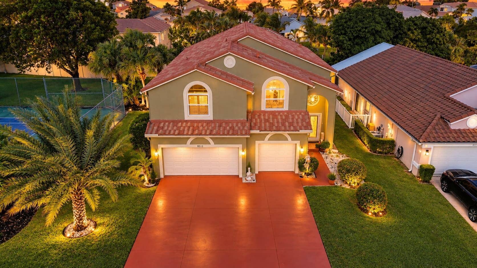 8512 Windy Circle Front Twilight