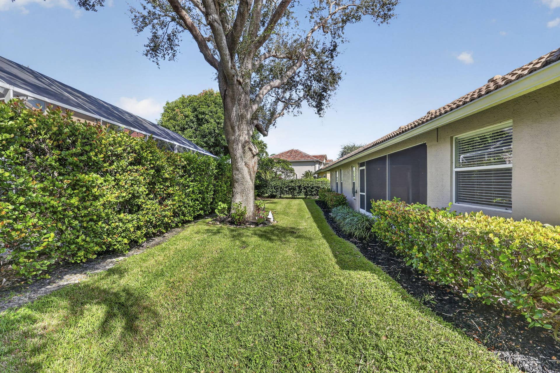483 OTTER Lane N, Jupiter, FL 33458 055