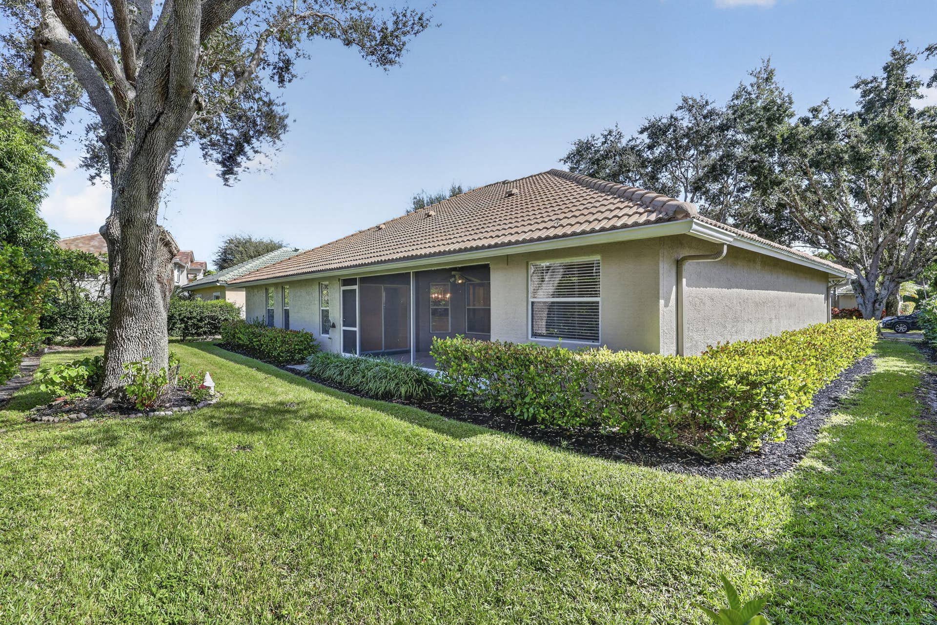483 OTTER Lane N, Jupiter, FL 33458 053