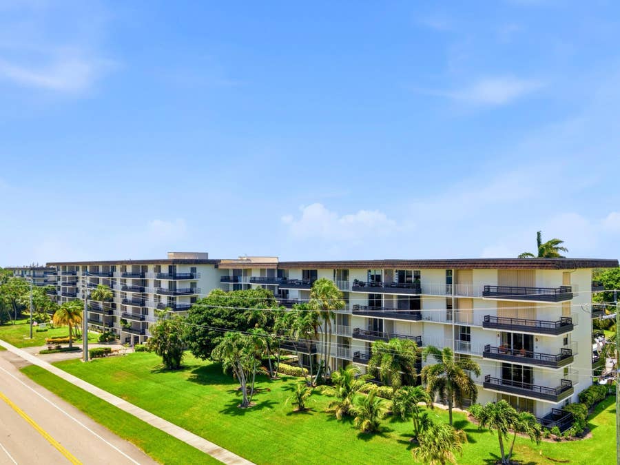 Property photo for 555 NW 4th Avenue, #218, Boca Raton, FL