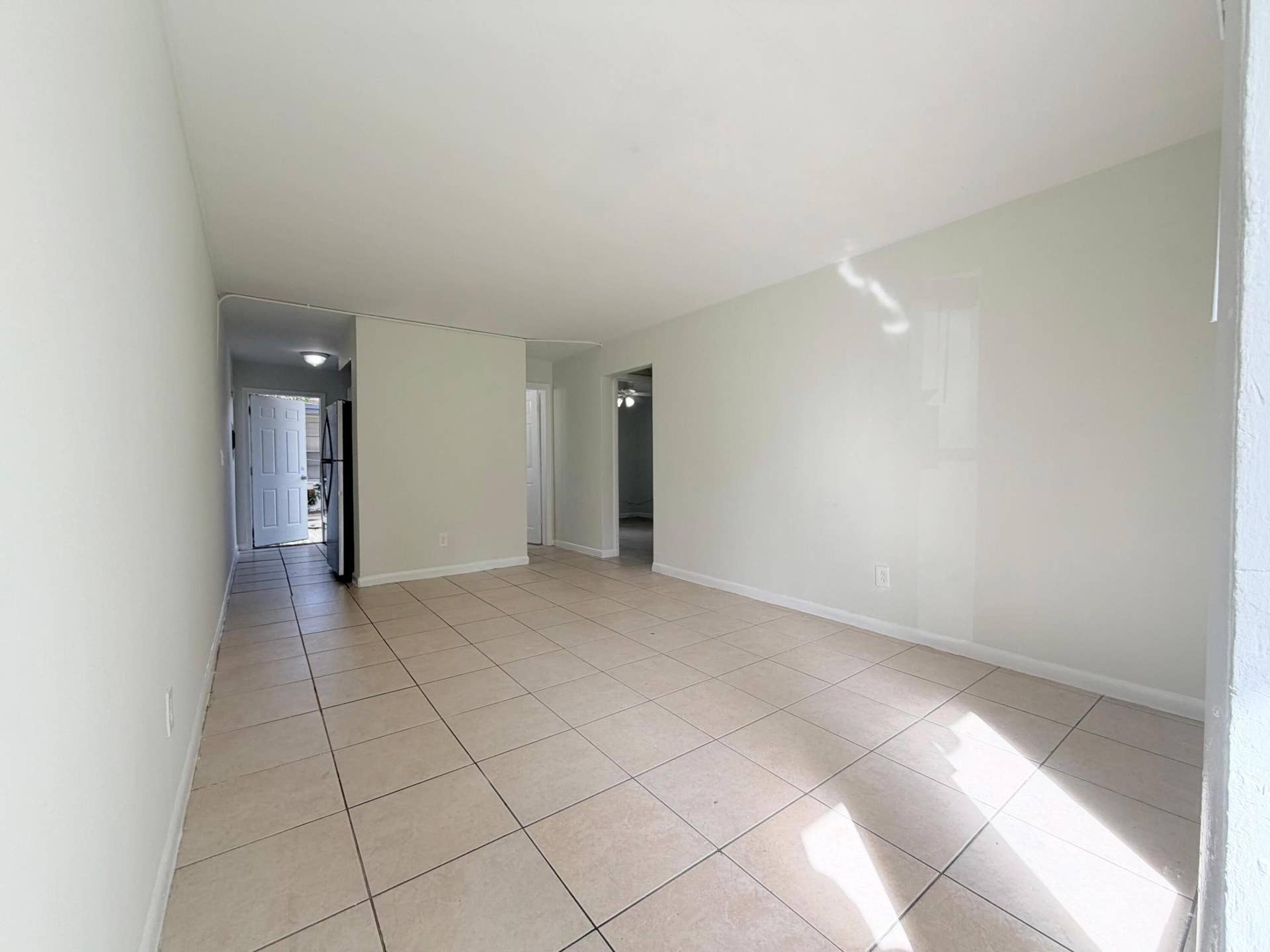 815 2ND Street, #2, West Palm Beach, West Palm Beach, FL 33401 WhatsApp Image 2026-10-27 at 14.24.24