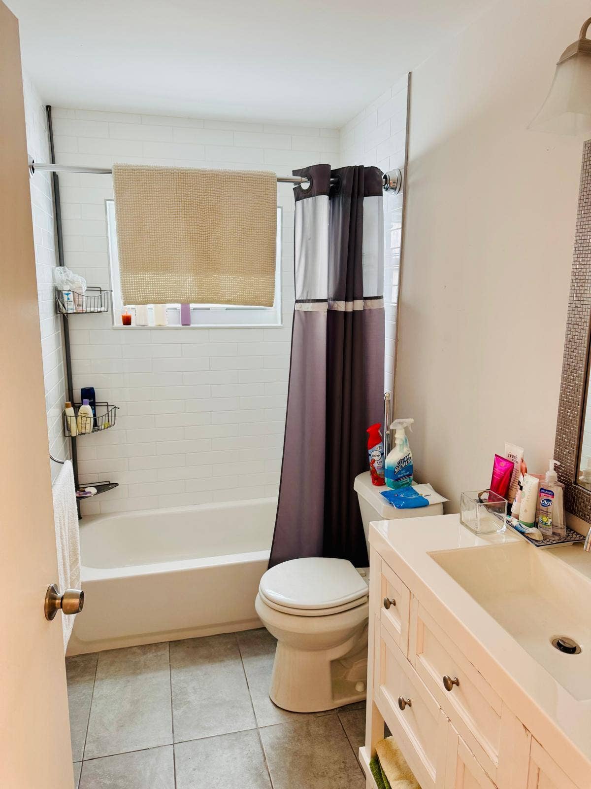 bathrom second