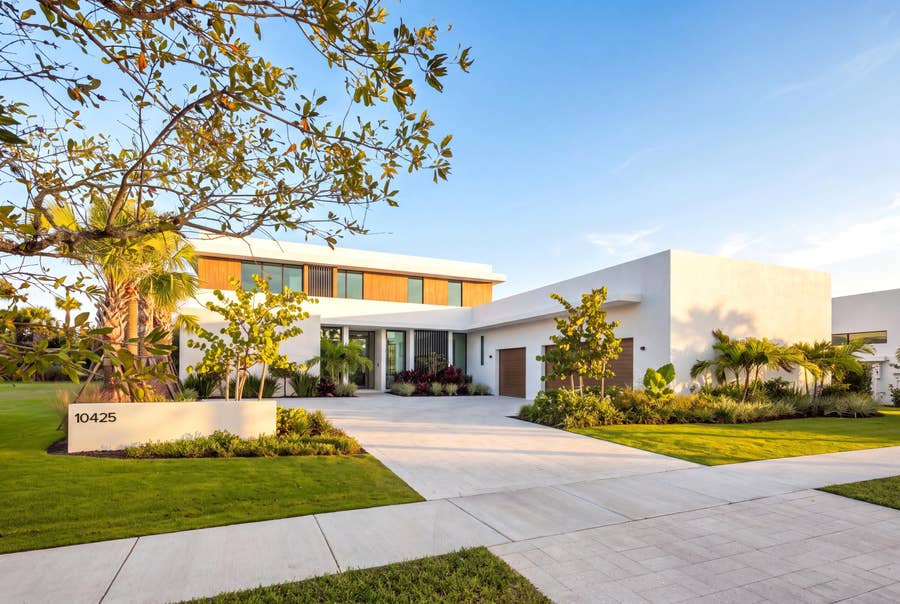 Property photo for 10425 Bernina Drive, Palm Beach Gardens, FL
