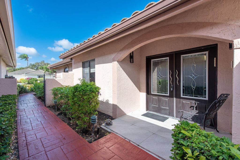 15408StrathearnDrive-4