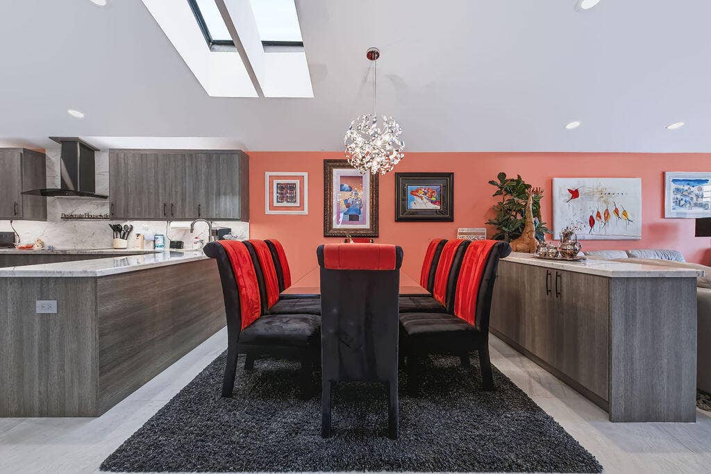 15408StrathearnDrive-27