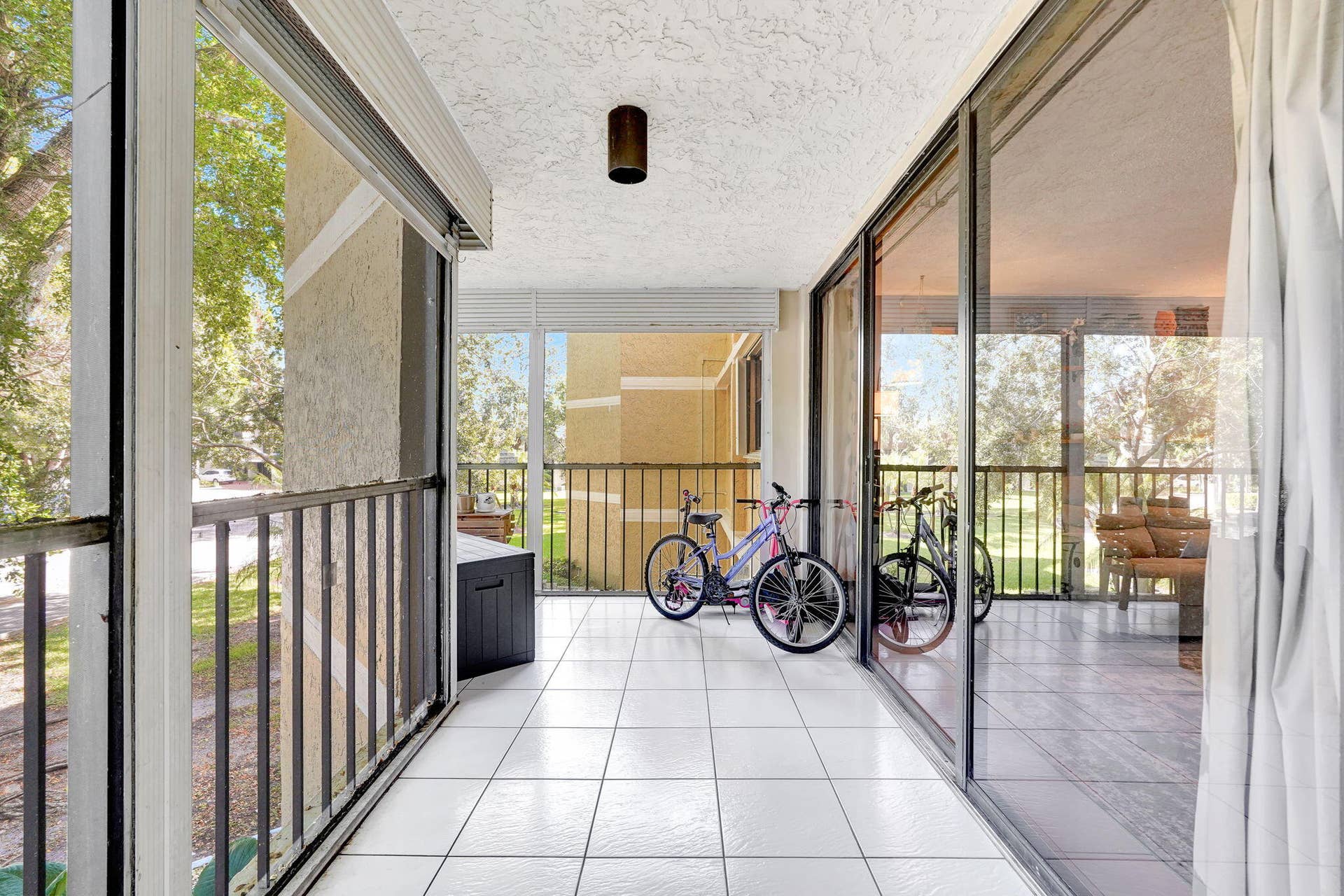 16200 Golf Club Road, #206, Weston, FL 33326 18-web-or-mls-DSC04393