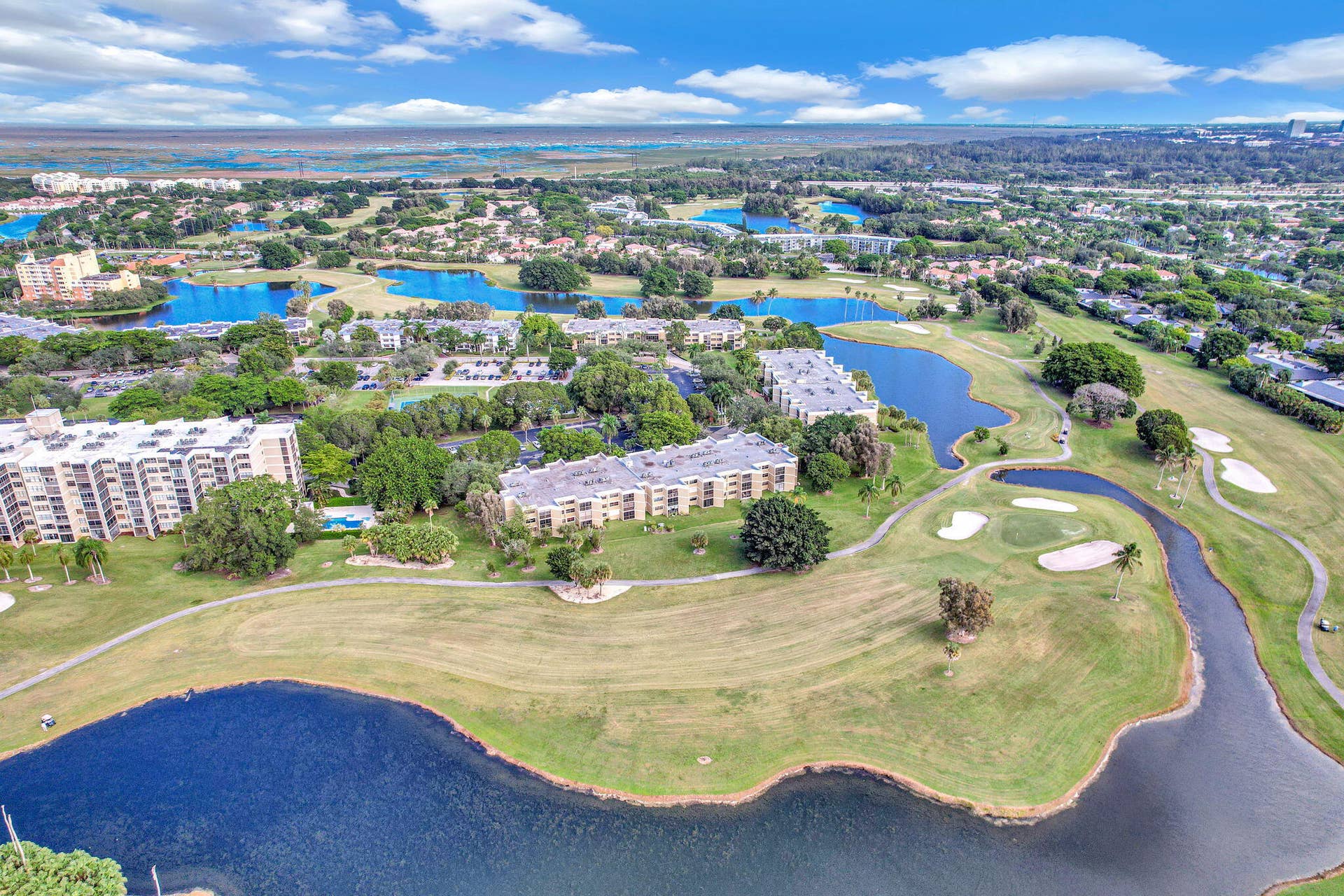 16200 Golf Club Road, #206, Weston, FL 33326 8-web-or-mls-DJI_0078