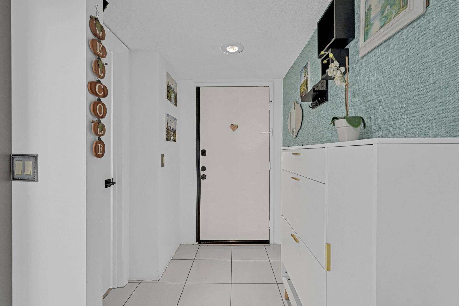 16200 Golf Club Road, #206, Weston, FL 33326 Entry