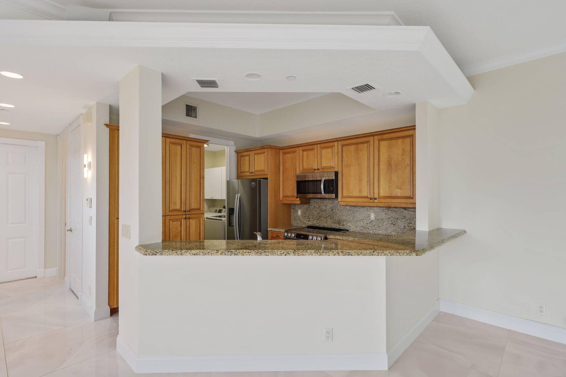 1835 S Ocean Boulevard, #L, Delray Beach, FL 33483 1835 South Ocean Boulevard - 13.jpg-SMAL