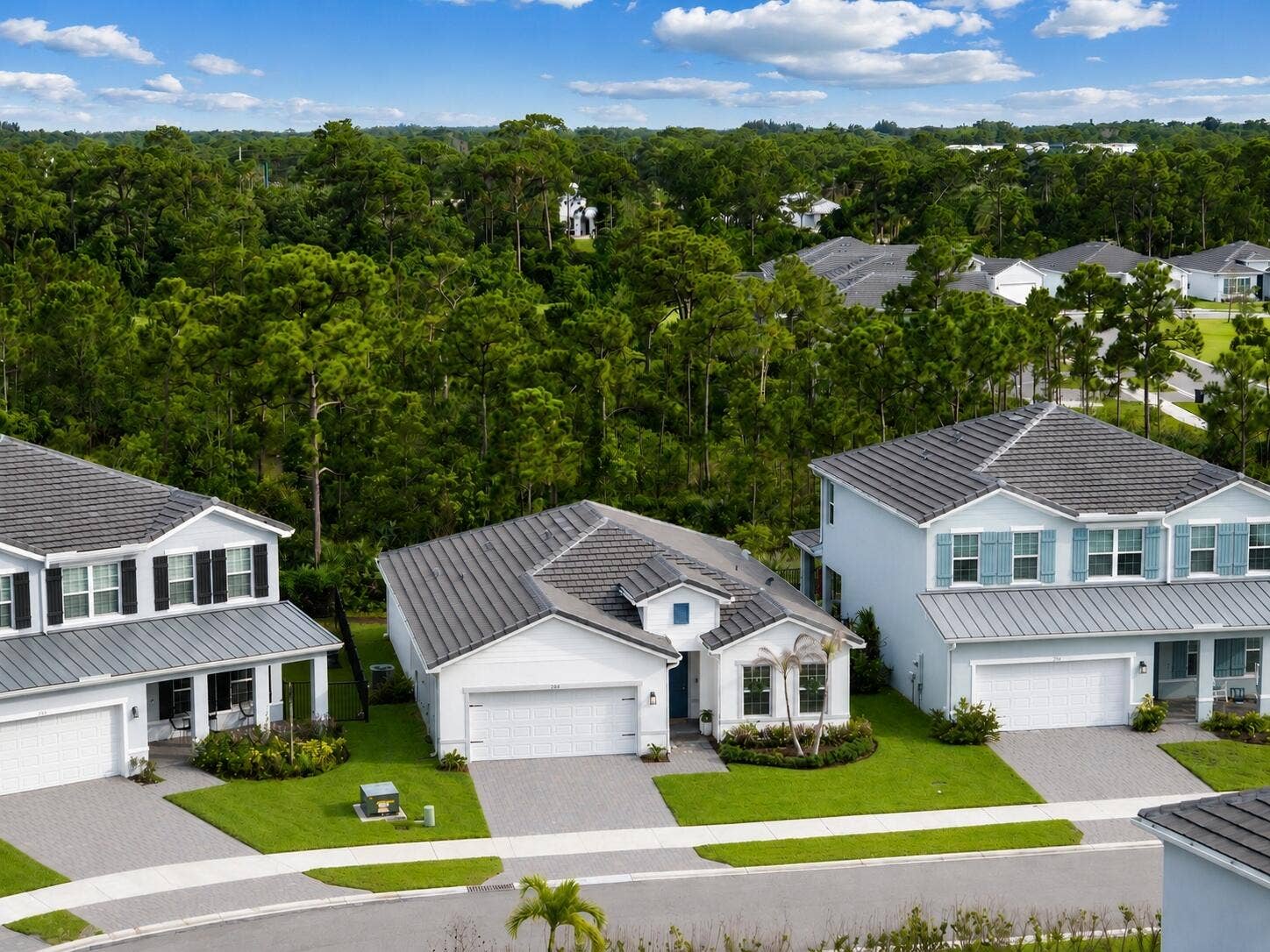Aerial_Daylight_Cleaned_MLS