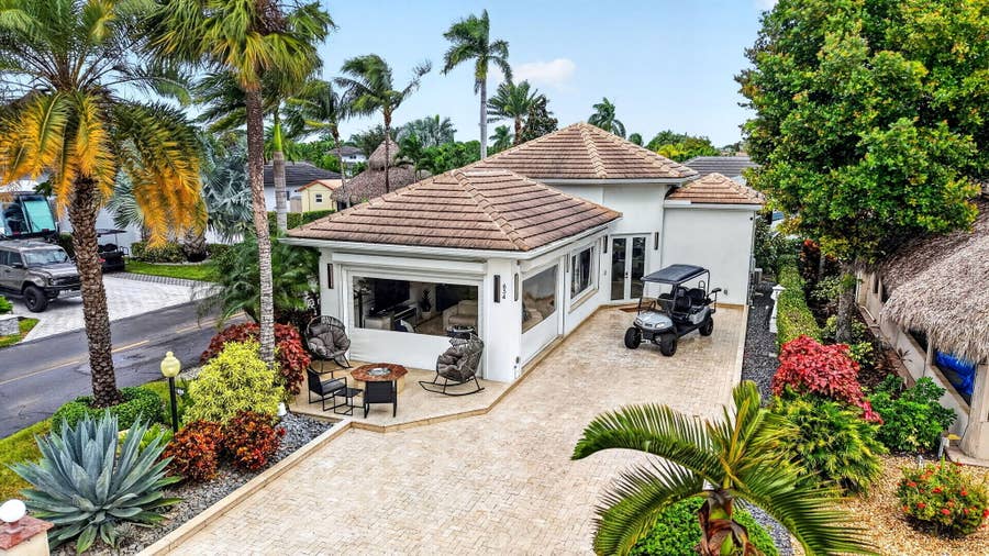 Property photo for 634 N CORTEZ Drive, #634, Margate, FL