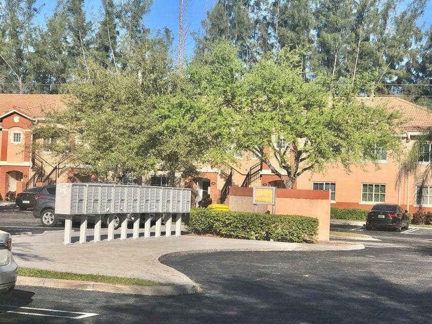 3740 N Jog Road, #106, West Palm Beach, FL 33411 Briar Bay II Mail Center