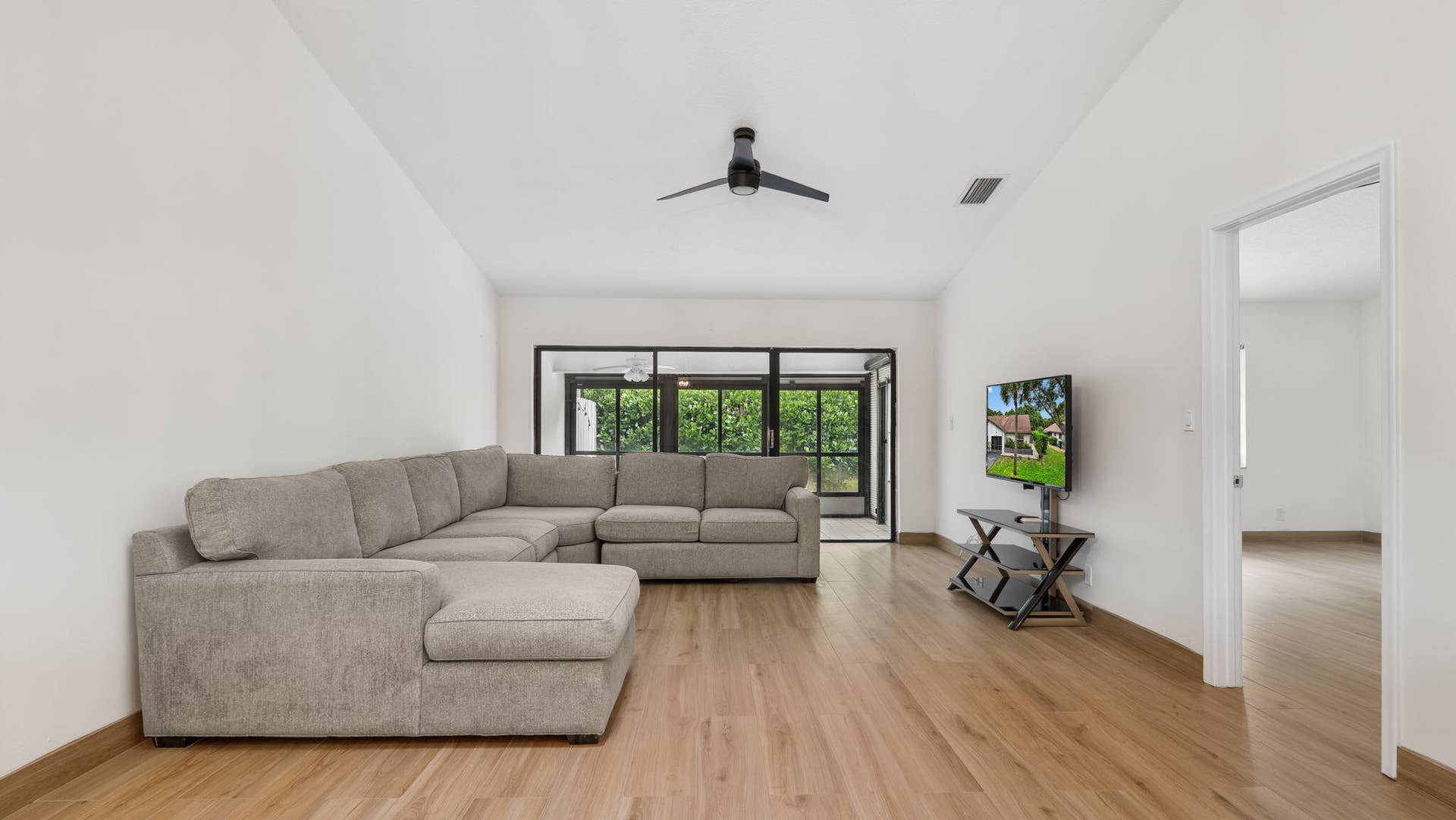 4335 PALM FOREST Drive N, Delray Beach, FL 33445 31-web-or-mls-DSC03809