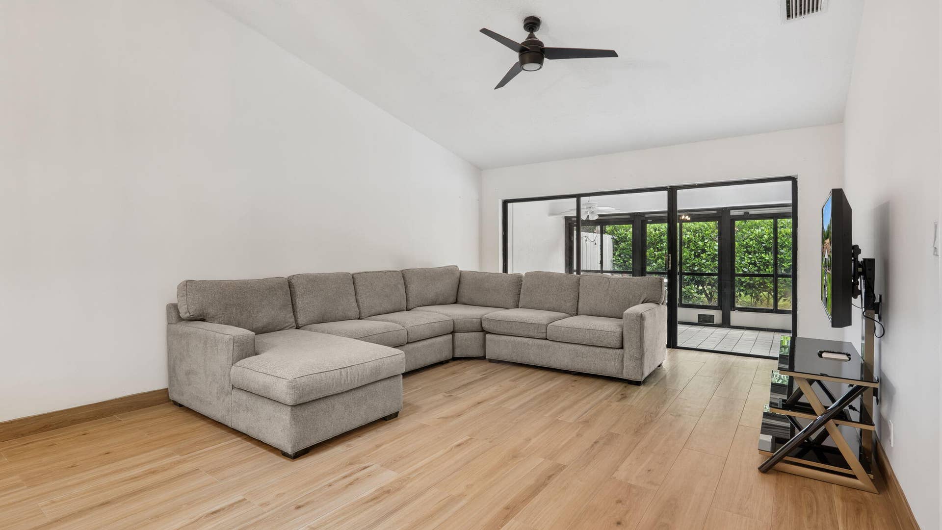 4335 PALM FOREST Drive N, Delray Beach, FL 33445 30-web-or-mls-DSC03804