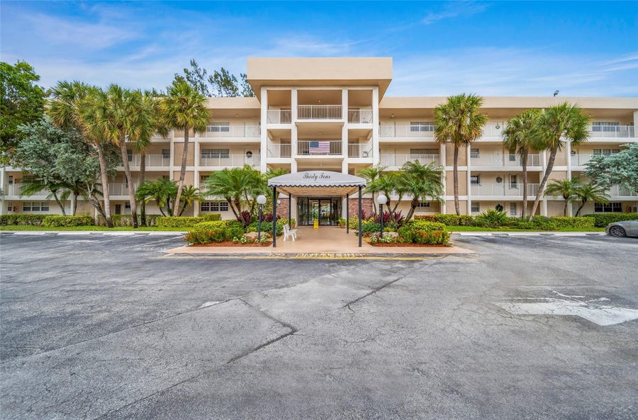 Property photo for 3051 S PALM AIRE Drive, #409, Pompano Beach, FL