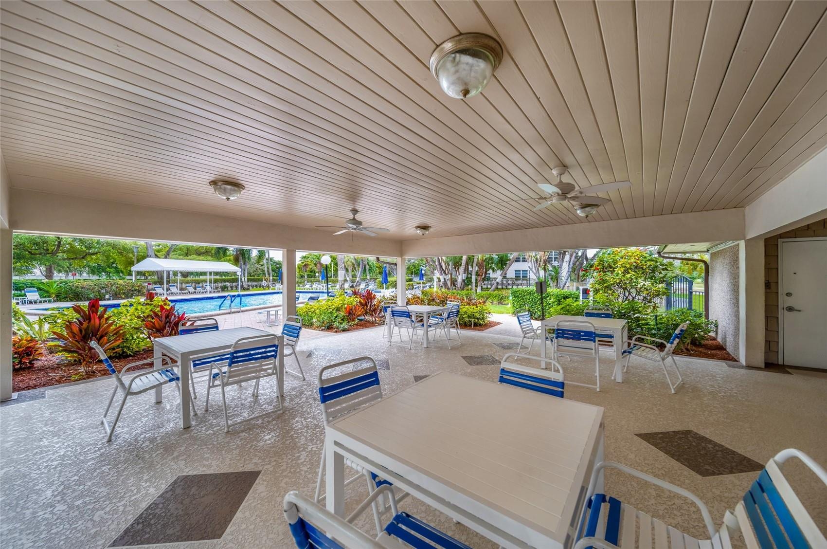 3051 S PALM AIRE Drive, #409, Pompano Beach, Pompano Beach, FL 33069 Photo 25