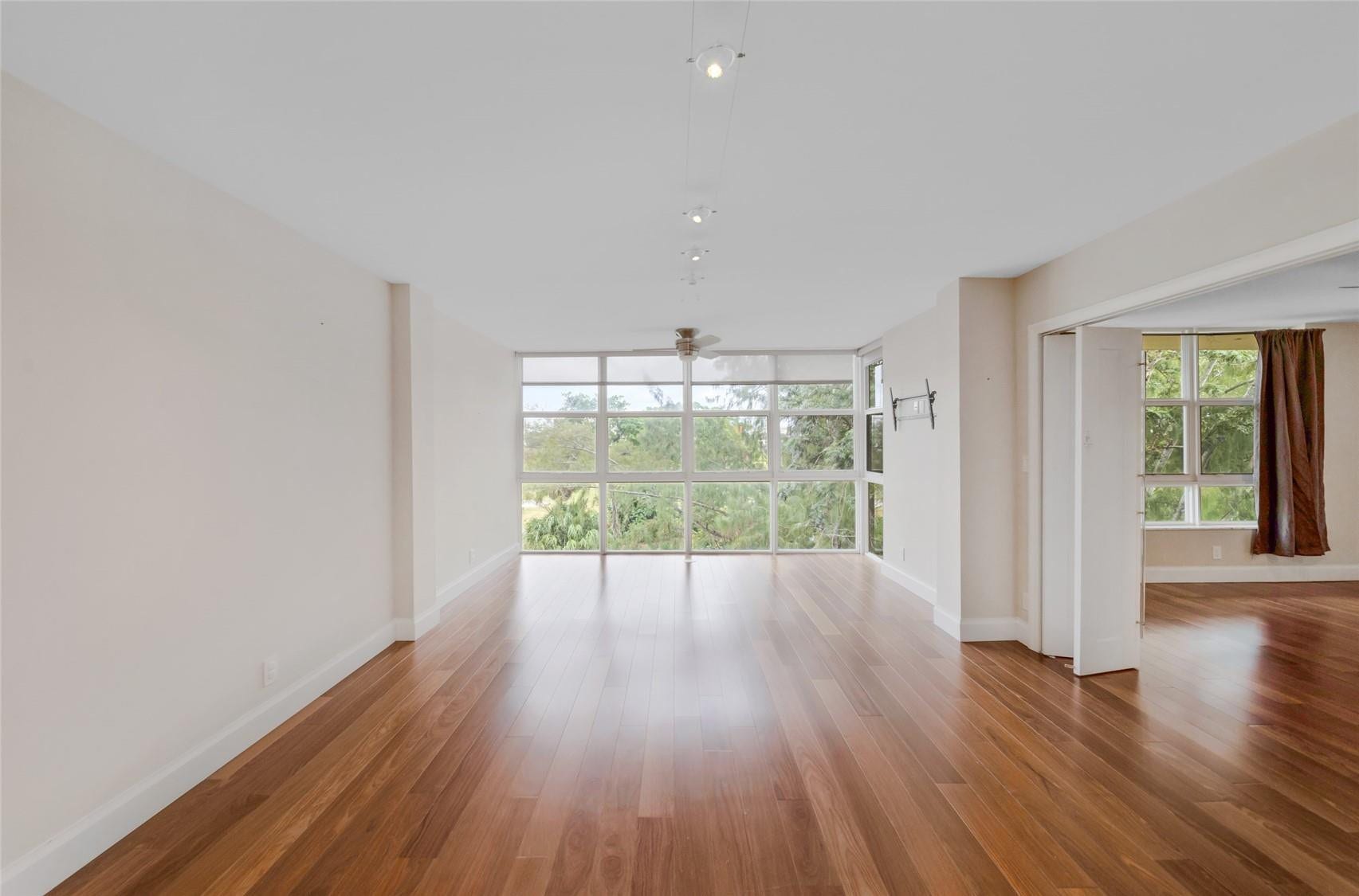 3051 S PALM AIRE Drive, #409, Pompano Beach, Pompano Beach, FL 33069 Photo 7