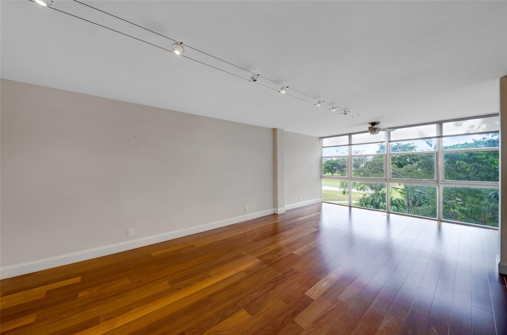3051 S PALM AIRE Drive, #409, Pompano Beach, Pompano Beach, FL 33069 Photo 10