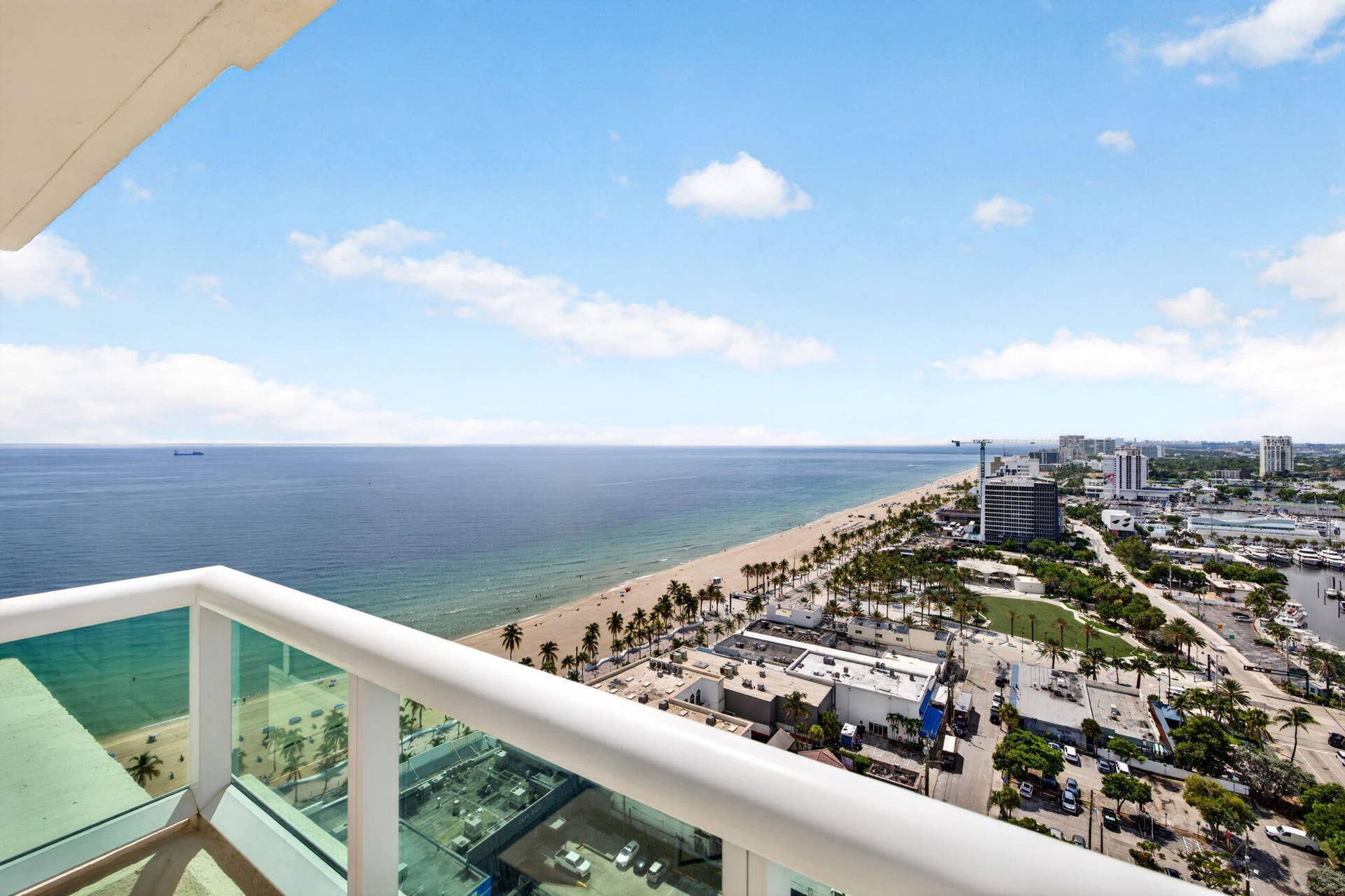 101 S FORT LAUDERDALE BEACH Boulevard, #2407, Fort Lauderdale, Fort Lauderdale, FL 33316 22-web-or-mls-699A1769