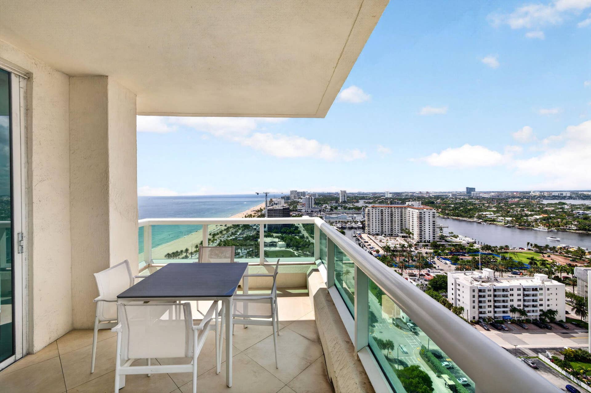 101 S FORT LAUDERDALE BEACH Boulevard, #2407, Fort Lauderdale, Fort Lauderdale, FL 33316 20-web-or-mls-699A1754