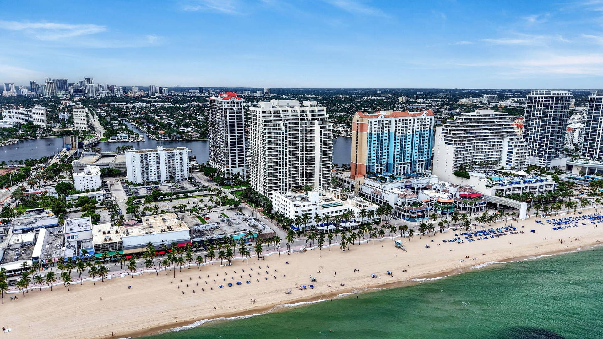 101 S FORT LAUDERDALE BEACH Boulevard, #2407, Fort Lauderdale, Fort Lauderdale, FL 33316 90-web-or-mls-DJI_20260921134149_0132_D