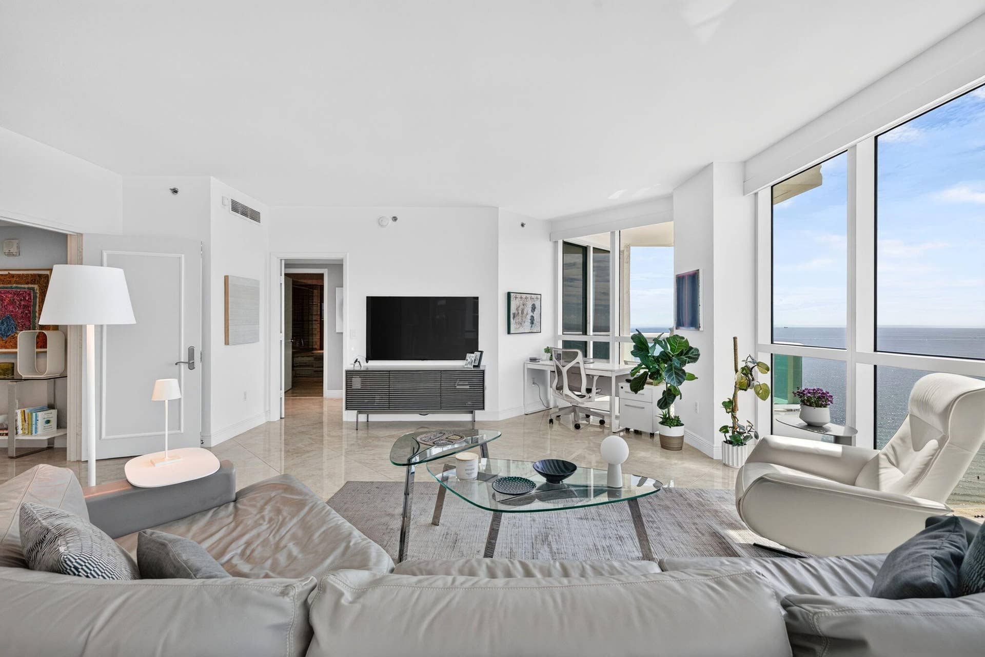 101 S FORT LAUDERDALE BEACH Boulevard, #2407, Fort Lauderdale, Fort Lauderdale, FL 33316 7-web-or-mls-699A1564