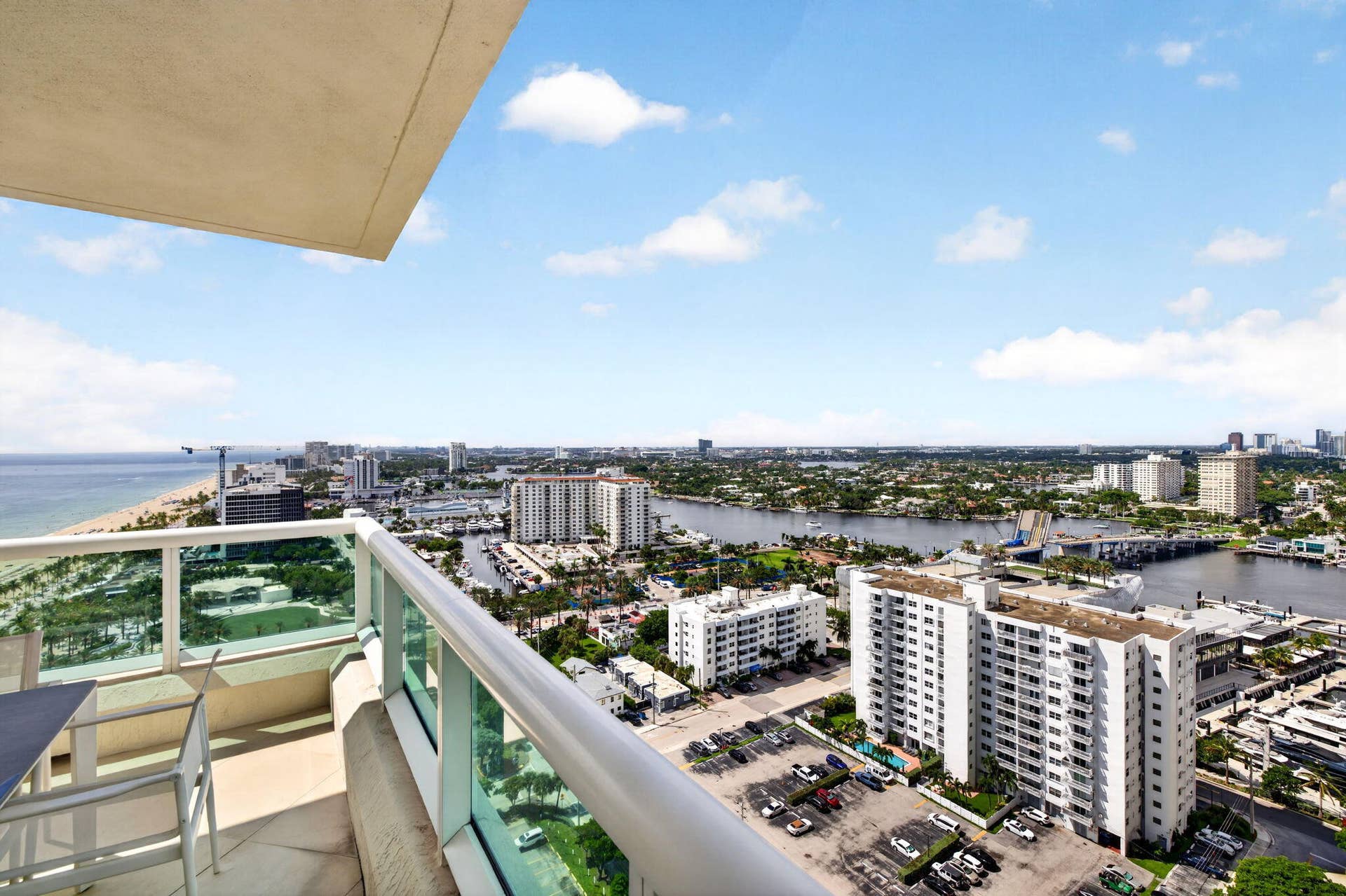 101 S FORT LAUDERDALE BEACH Boulevard, #2407, Fort Lauderdale, Fort Lauderdale, FL 33316 21-web-or-mls-699A1759