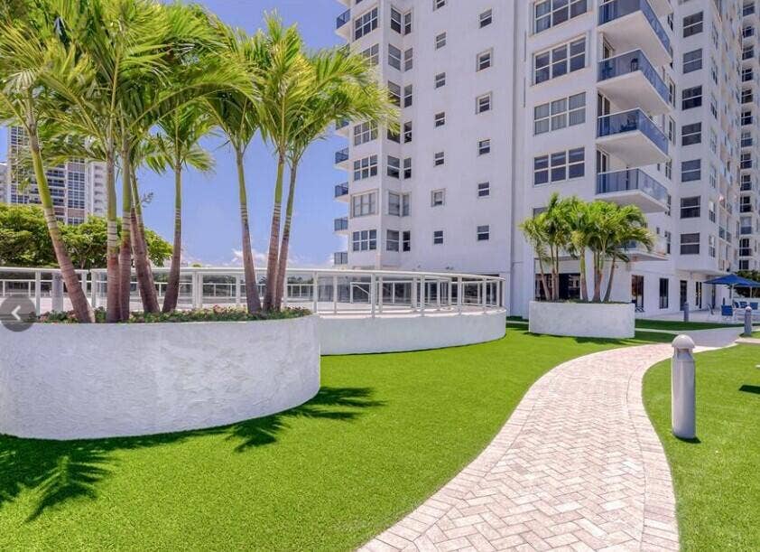 3015 N OCEAN Boulevard, #15C, Fort Lauderdale, Fort Lauderdale, FL 33308 walking path