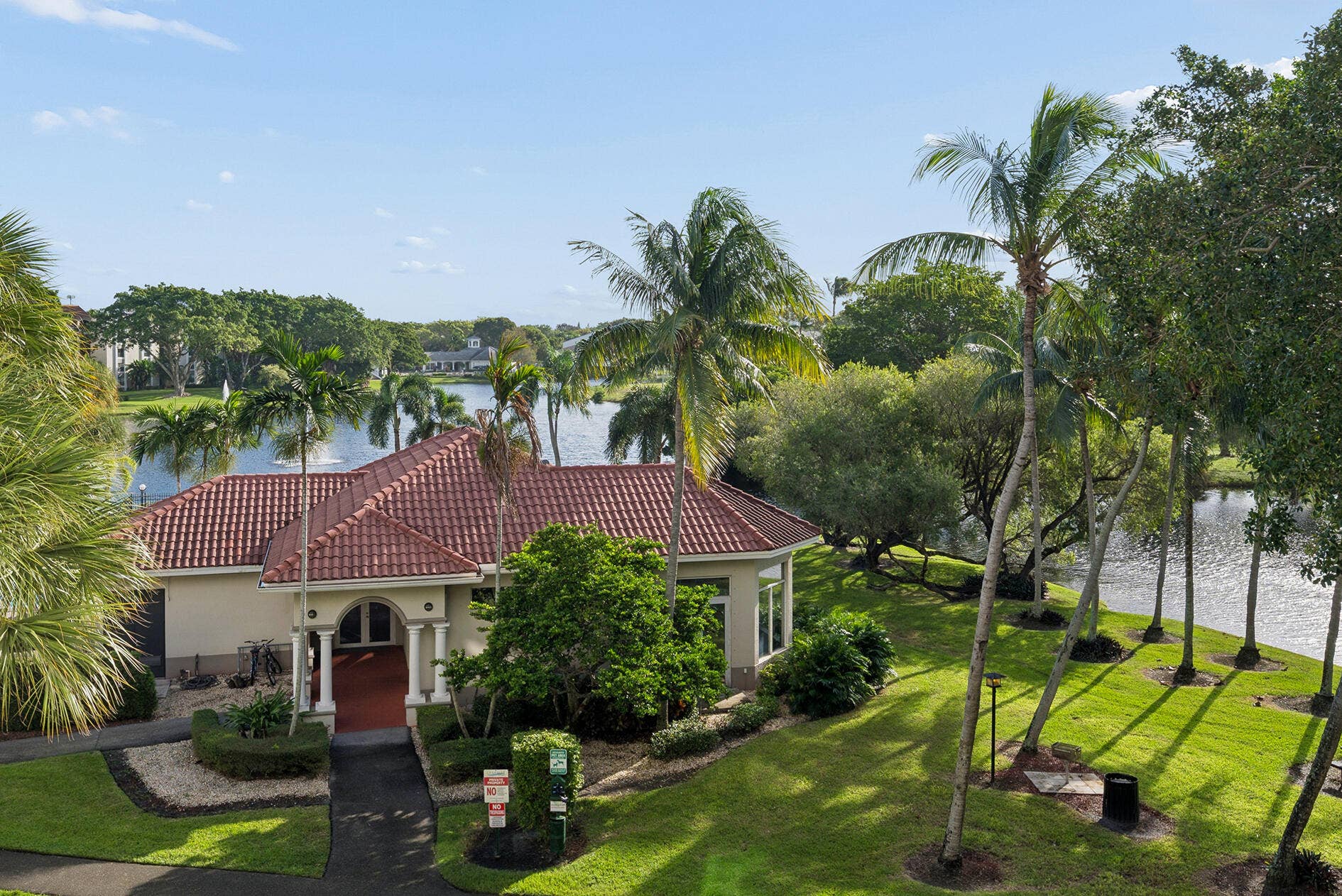 2025 LAVERS Circle, #D404, Delray Beach, FL 33444 view